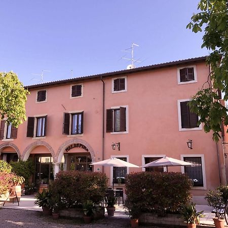 Boutique Hotel Corte Malaspina كاستلْنْيوفو ديل غارد المظهر الخارجي الصورة