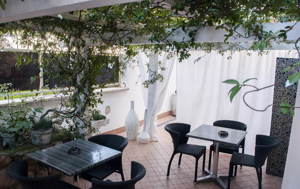 Boutique Hotel Corte Malaspina كاستلْنْيوفو ديل غارد المظهر الخارجي الصورة